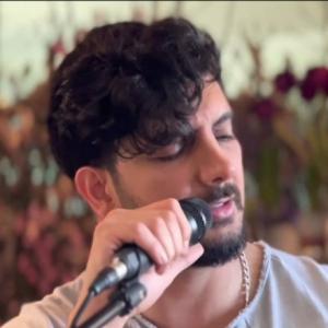 موزیک ویدئو: اقیانوس - اجرای زنده فرزاد فرزین